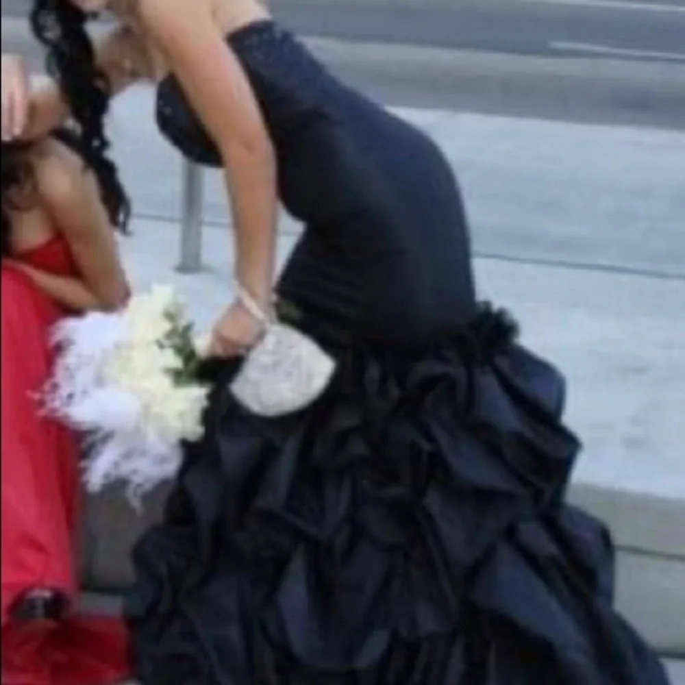 Black Beautiful Jovani mermaid gown - Picture 1 of 15